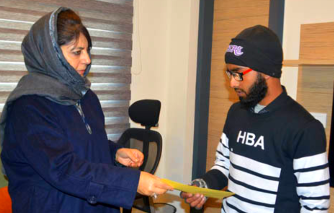 Mehbooba distributes appointment orders among Kashmir pellet victims