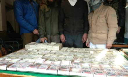 Police recovers 50 lakhs old currency in Srinagar, two held
