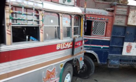 Passenger bus collided, 5 injured in Kahsmir’s Bandipora