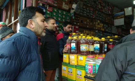 Market Checking Intensified At Kangan,Rs 2200 Fine Recovered