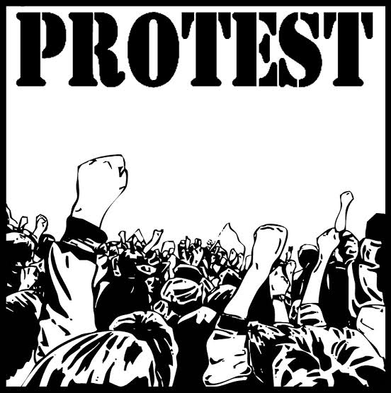Joint Resistance Leadership stages protest against shifting of inmates from central jail Srinagar