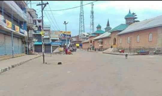 Complete Shutdown in Shopian