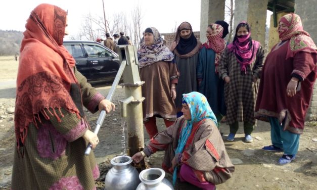 People of a remote village of Kulgam have no water supply yet the village depends upon a single tube well