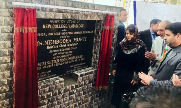Mehbooba lays foundation of Rs 172 cr Hospital building, college block at SKIMS Medical College
