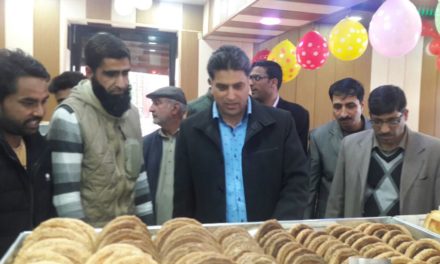 Delizia Bakery opens its outlet in Kulgam