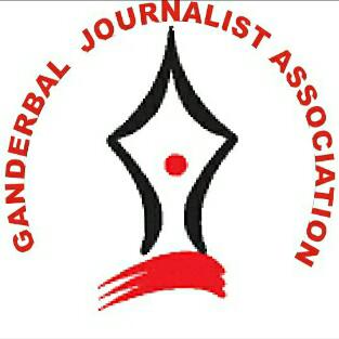 Ganderbal Journalist Association greet people on Shab-e-Me’raj