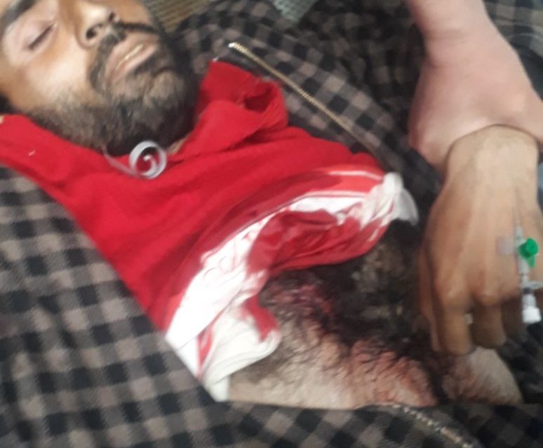 FLASH: One JKP Cop injured after Militants attacked and fired upon Jk police party at Main Chowk Shopian