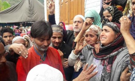 Chairman JKLF Yasin Malik visits Chattergul, expresses solidarity with the bereaved family of Slain Aamir Lone