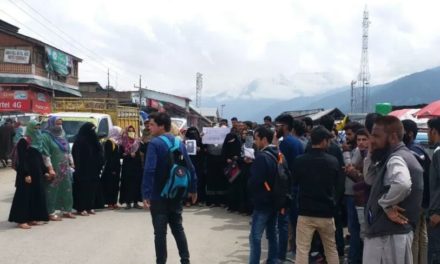 ITI Kangan Students hold Peaceful Protest rally against Brutal Rape And Murder of Asifa