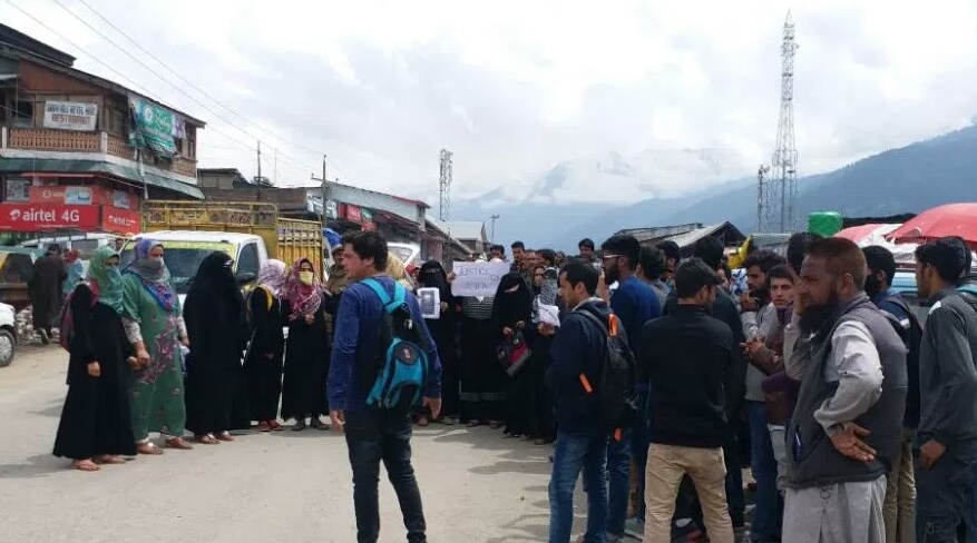ITI Kangan Students hold Peaceful Protest rally against Brutal Rape And Murder of Asifa