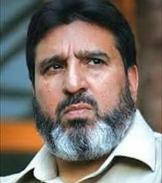 Kathua case: Education minister talks tough, asks Kashmir students to attend classes