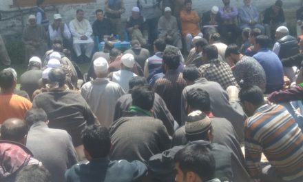 Ishfaq Jabbar holds meeting with party workers at Kachan Ganderbal