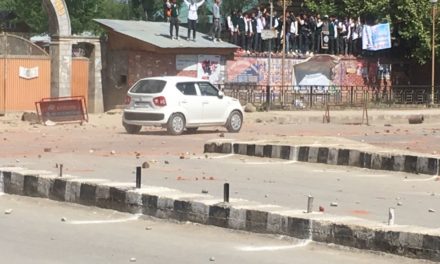 Clashes in GDC Anantnag, Tear Gas Shelling on Students