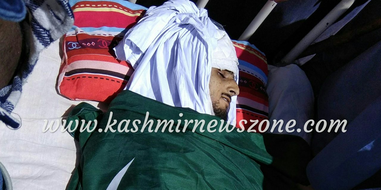 Deeply grieved over Aamir’s death: Mirwaiz