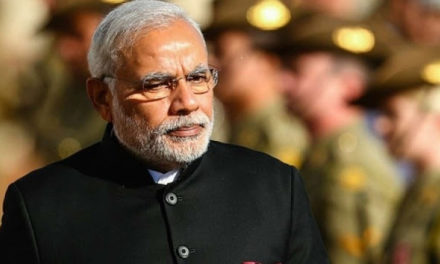 Flash:JRL calls for ‘Lal Chowk Challo’ to protest Modi’s JK visit on Saturday