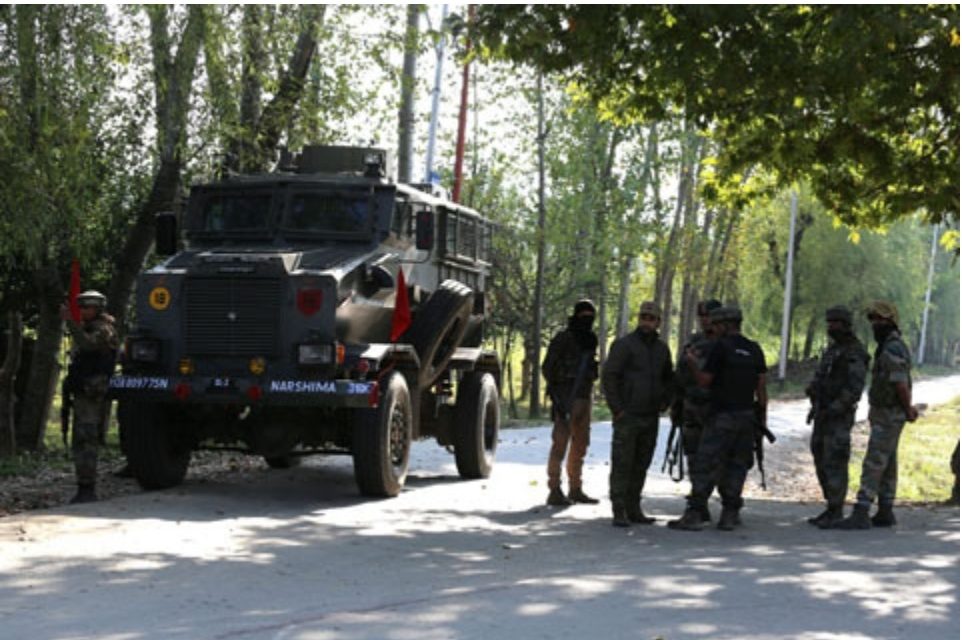 Brief gunfight in Shopian hours after GoI announces Ramadan ceasefire in Kashmir