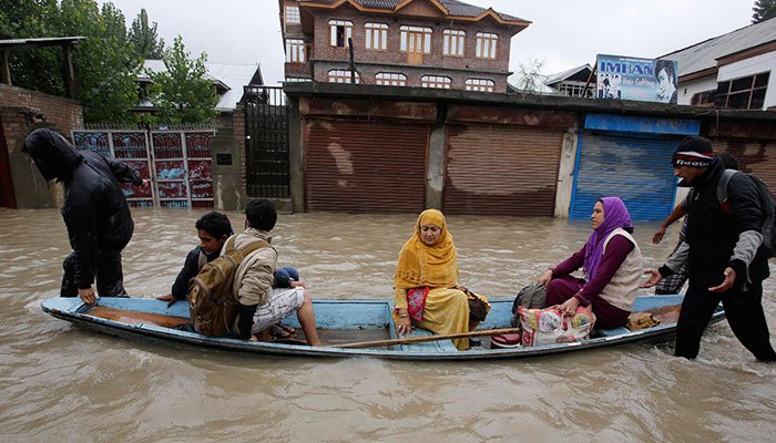 Floods declared in central Kashmir also, KU students reiterate postponement of exams today.