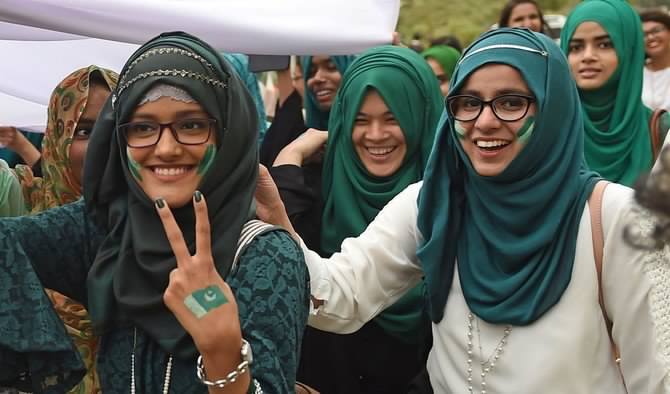 Pakistan celebrates Independence Day with patriotic zeal, fervour