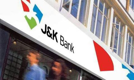 Unknown gunmen strike at JK Bank Branch in Shopian, decamp with cash, rifle