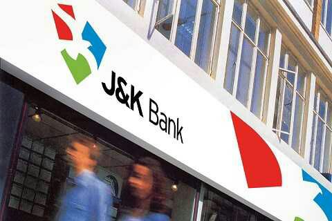 Unknown gunmen strike at JK Bank Branch in Shopian, decamp with cash, rifle