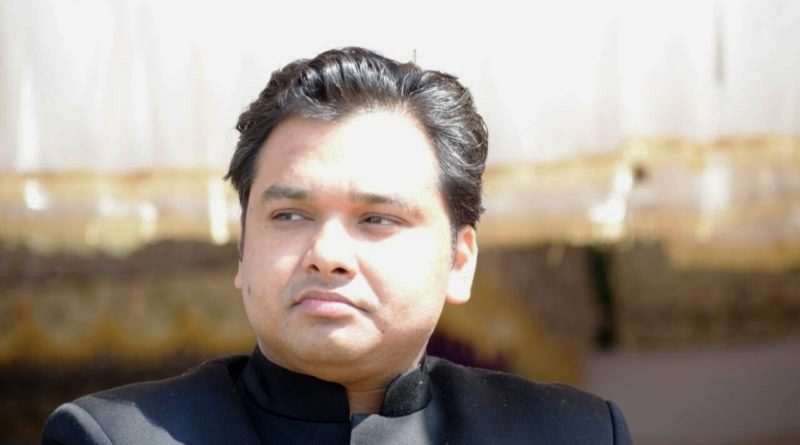 “DC Ganderbal Greets People on Eid-ul-Azha”