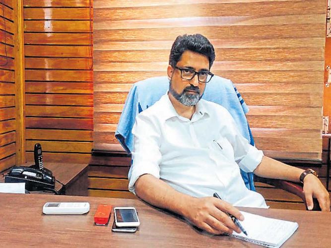 Will reply Akhtar’s legal notice, let Akhtar reply corruption charges: Khalid Jehangir