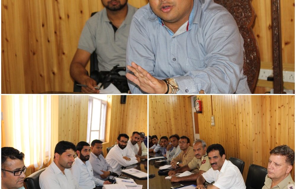 Civil Society Kangan meets DDC G’bal Evaluates various developmental issues of the Sub Division