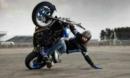 Police arrests stunt biker in Srinagar