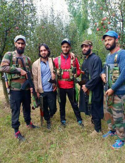 Amid alert , SPO reaches militant hideout safely, pics go viral