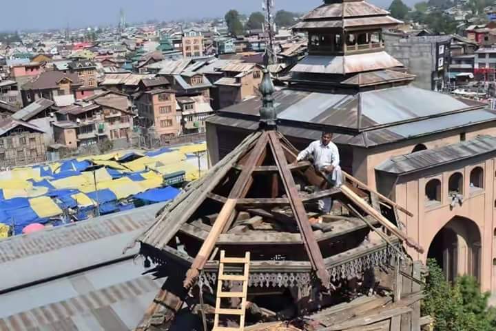 Jamia Masjid Srinagar restoration work commences, facelift after 250 years