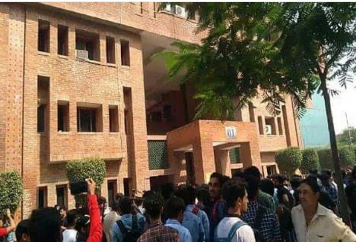 PDP Youth President condemns thrashing of two Kashmiri students at Sharda University