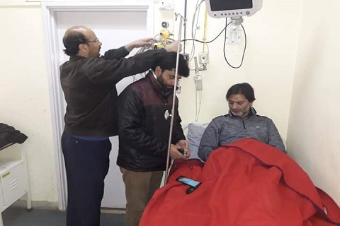 Jailed JKLF Chief Yasin Malik shifted to SKIMS Soura for health check-up