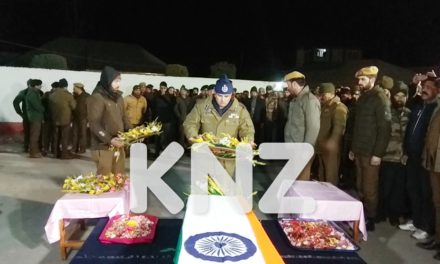 Wreath laying ceremony for slain policeman held at DPL Ganderbal