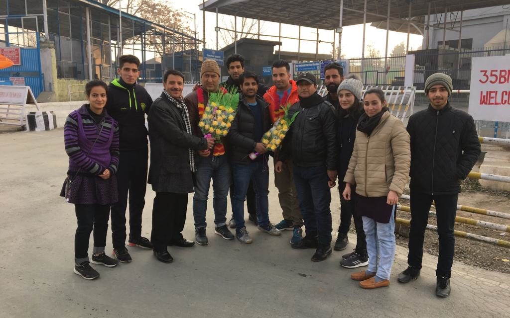 Commonwealth medalist Mr.Rahil Shafi and participant as well as Coach Shafkat Shafi was honoured at Shiekh-ul-Aalam international airport Srinagar