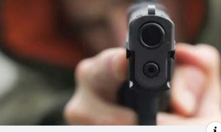 Flash :Gunmen shot a man in Tral