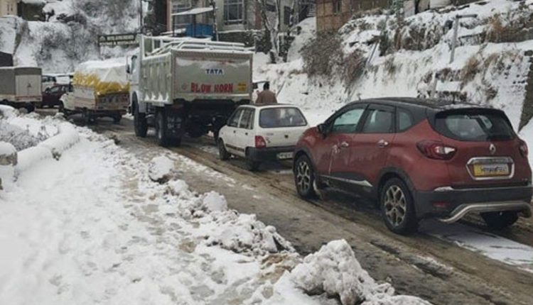 ﻿Jammu-Srinagar highway closed for 5th consecutive day