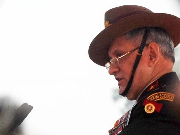 ﻿Army chief warns Pakistan