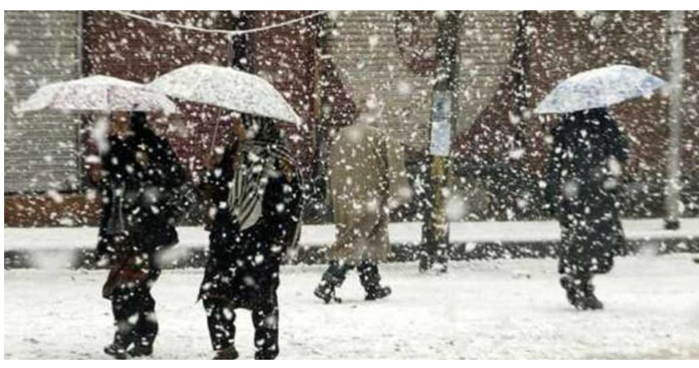Fresh Snowfall Breaks Cold Wave Cycle In Kashmir