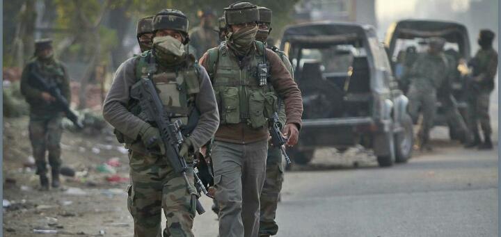 Shopian Encounter: Two militants killed,Operation underway,﻿Clashes erupt near encounter site