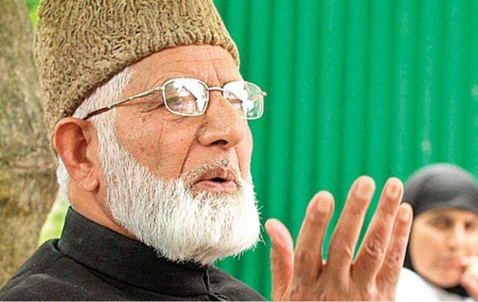Government attaches Syed Ali Geelani’s New Delhi flat for failing to pay taxes