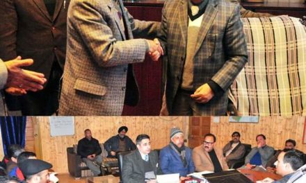 Dr. G.N Ittoo assumes charge as DC Baramulla
