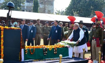 Governor pays homage to Dy. S.P Aman Thakur