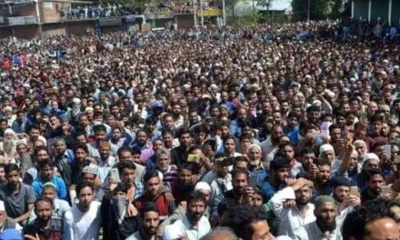 Thousands participate in funeral prayers of slain militants, ‘Militants offer gun salute at Shopian