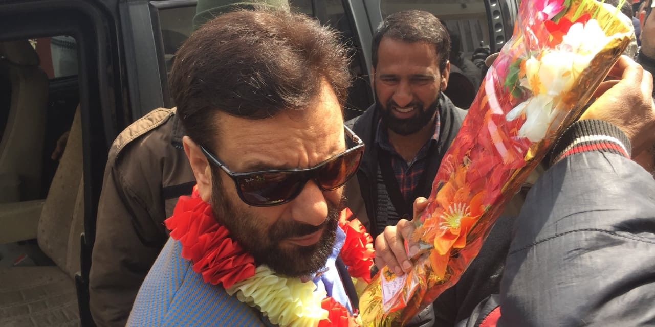 Former PDP leader Javaid Mir joins Shah Faesal led JKPM