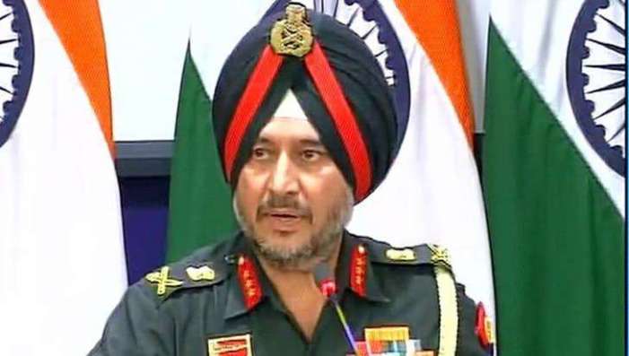 Northern Army Commander reviews security situation in Kashmir