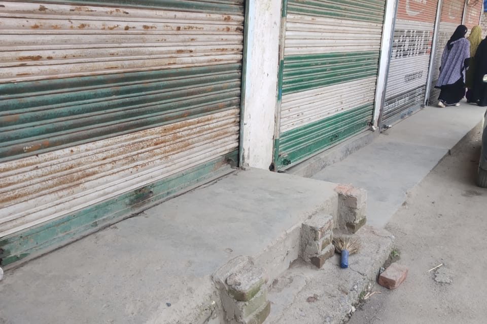 Kangan shuts on first death anniversary of local youth