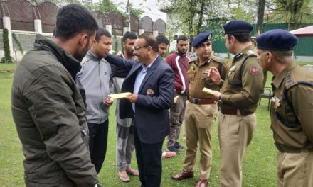 DGP J&K meets injured police personnel, ‘Handover welfare relief