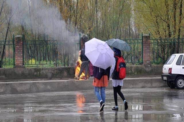 MeT predicts intermittent light to moderate rains for next few days