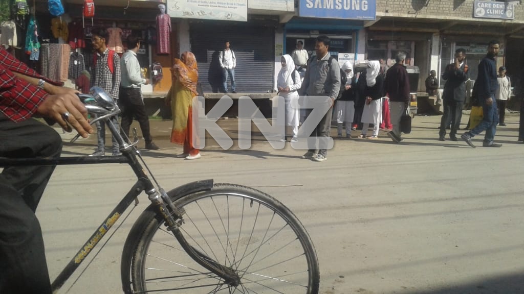 Lack of transport facilities in Budgam District irks commuters