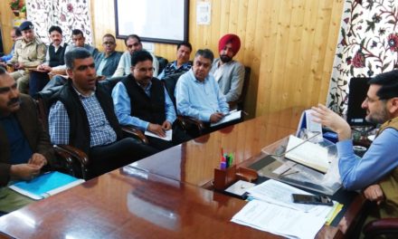DC Bandipora calls for Road Safety Audit in district